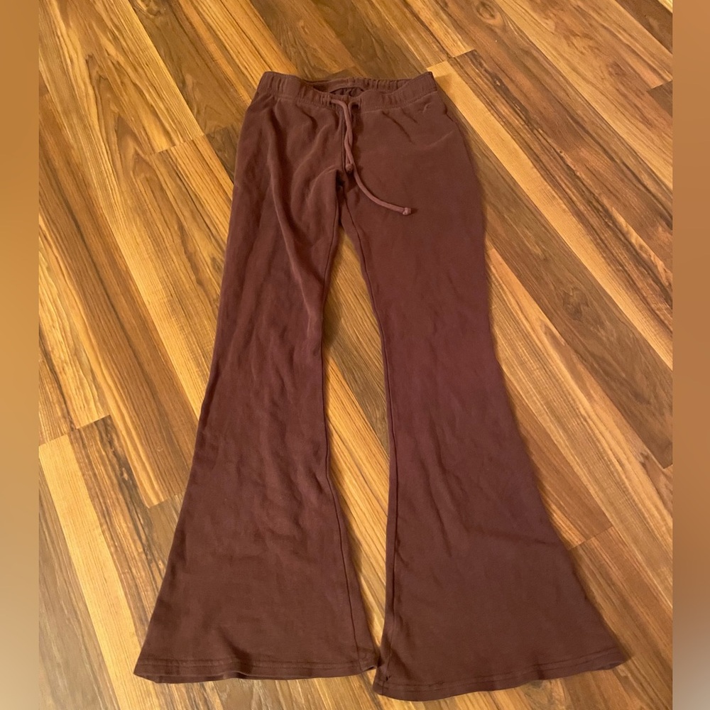 Brown Hollister flared sweatpants
